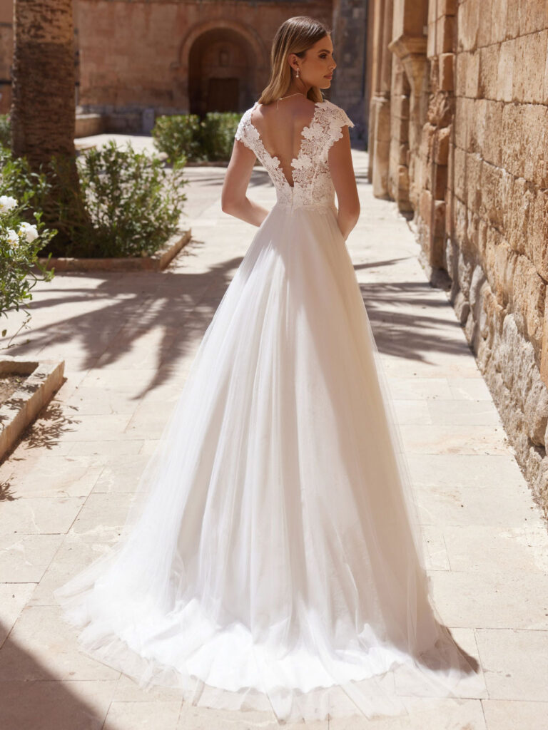 bianco-evento-bridal-dress-sansa-_2_web